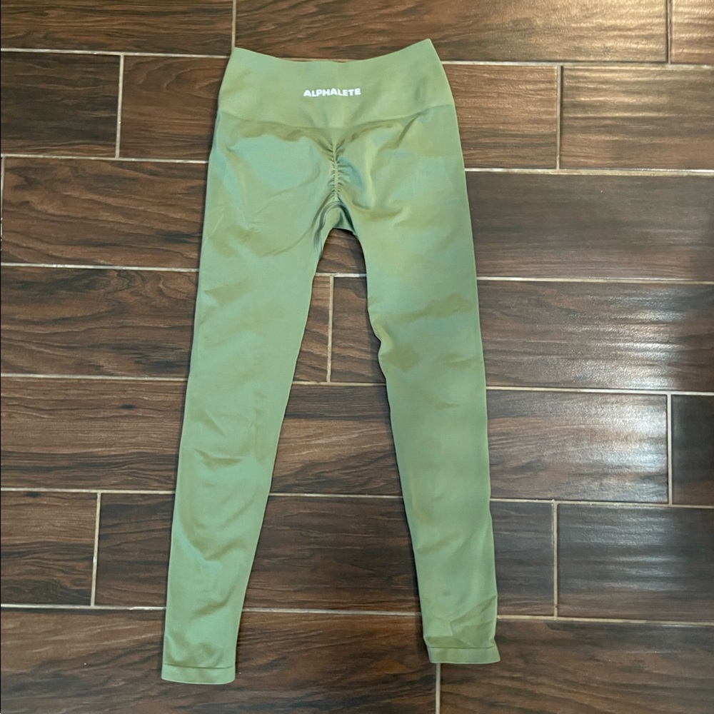 Alphalete Dusty Green Leggings - size M